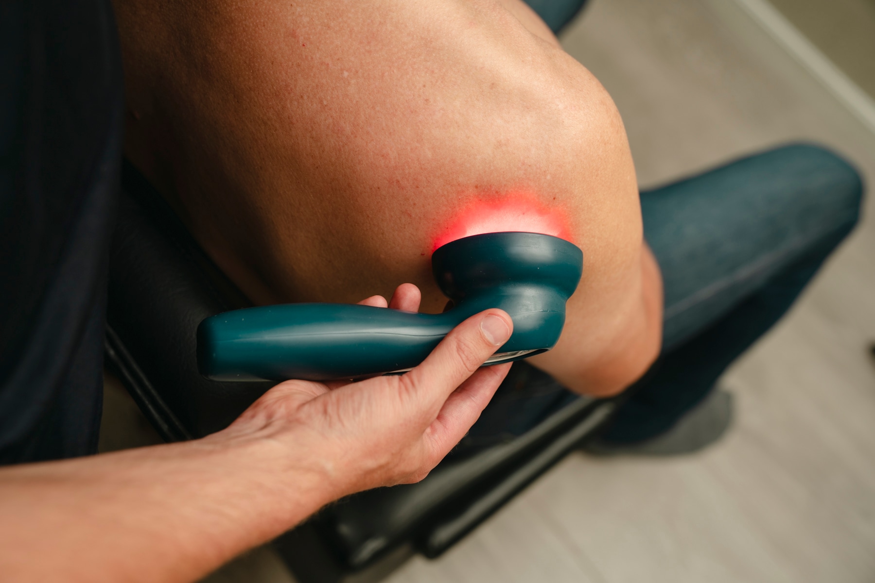 Avanserte tilleggsbehandlinger inkludert laserterapi, sjokkbølge, PEMF og Pelvic EMS hos Kiropraktisk Senter